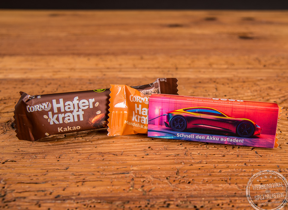 Haferkraft Riegel von Corny individuell mit Logo gestalten