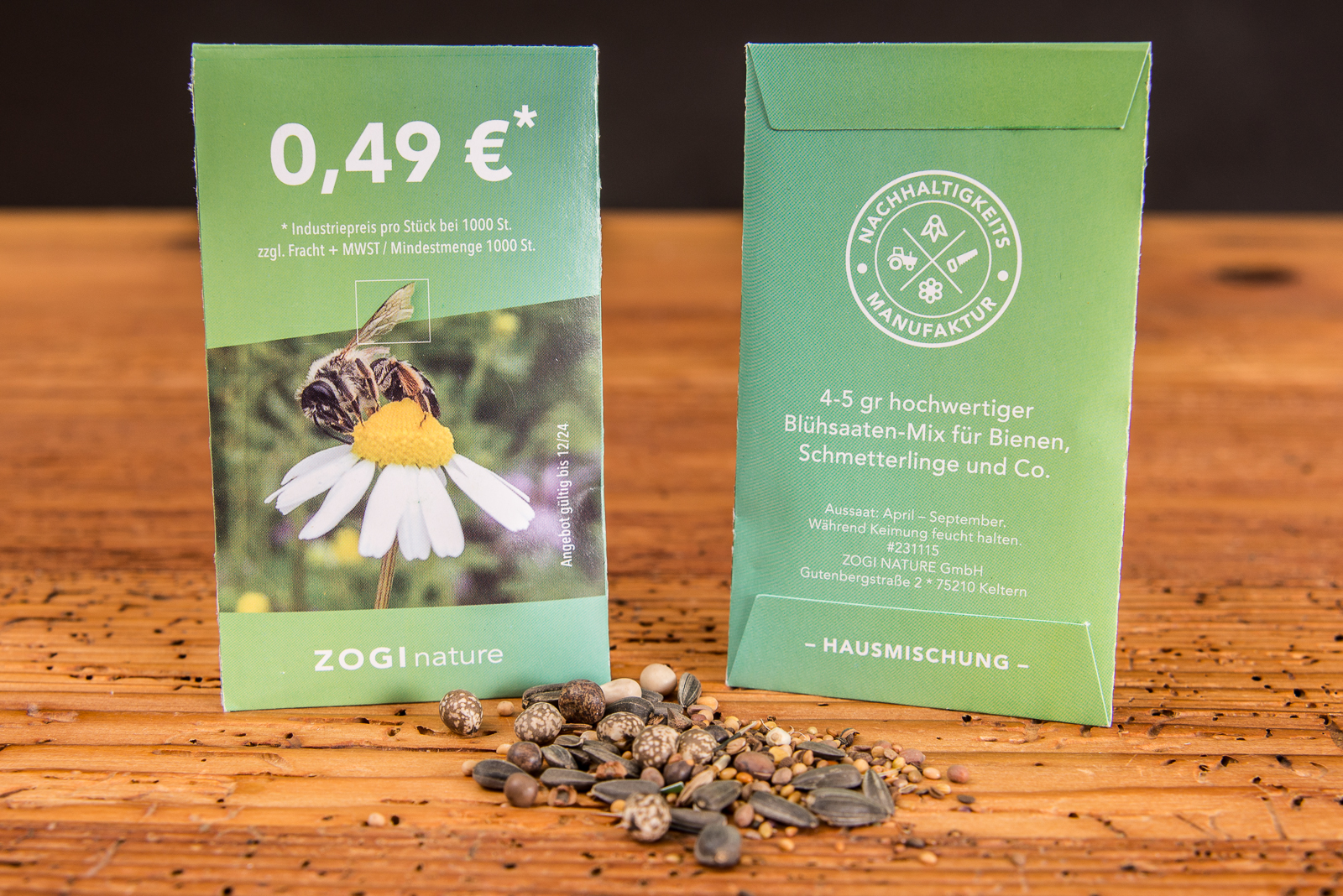 Sament&uuml;tchen mit individuellem Logodruck als g&uuml;nstige Messeartikel f&uuml;r Ihre Botschaft