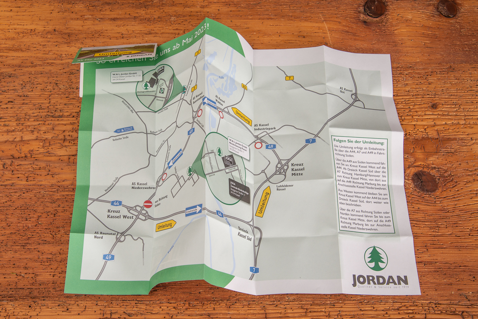 Faltplaner Concept Card aus Papier &ndash; Innovativer Werbeartikel f&uuml;r nachhaltige Kommunikation.