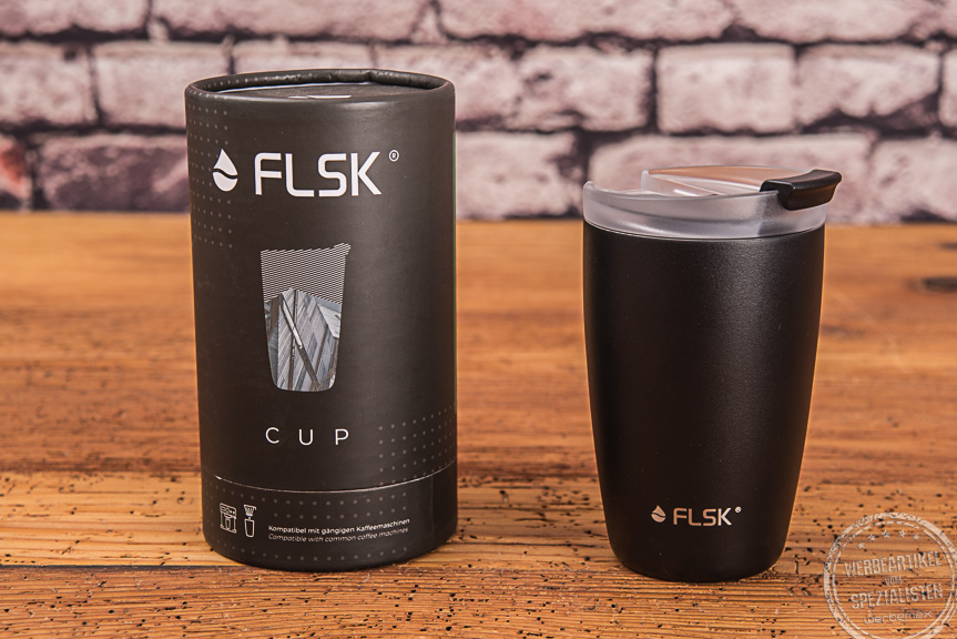 Nachhaltiger FLSK CUP schwarz mit Tubebox als Werbegeschenk f&uuml;r Kunden und Mitarbeiter