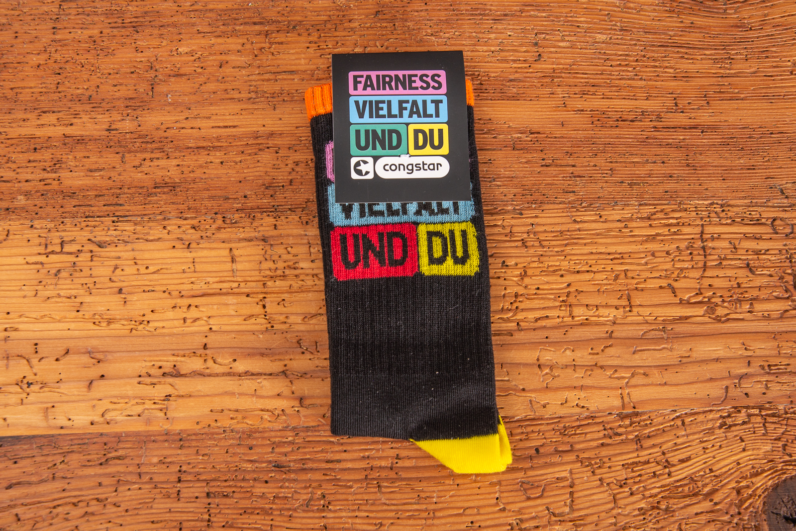 Tennis Socken vollfl&auml;chig gestaltet Congstar als Werbegeschenk.