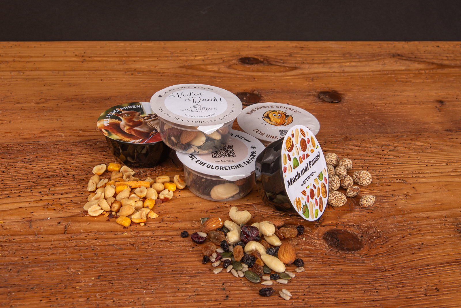 Nuts-Box Nussmischungen als Giveaway mit individuellem Logo.