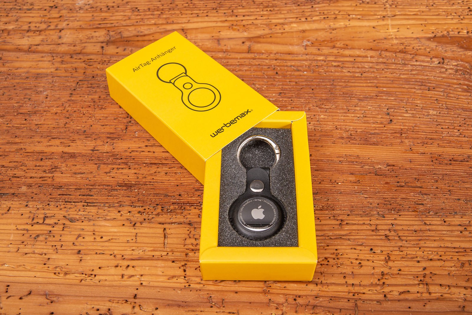 Sch&ouml;ne Geschenkidee f&uuml;r Mitarbeiter, das praktische Apple Airtag mit Schl&uuml;sselanh&auml;nger im sch&ouml;nen Geschenkschuber