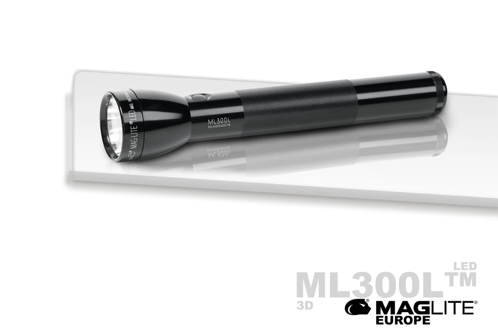 Schwarze Maglite ML300L Taschenlampe als Werbeartikel.
