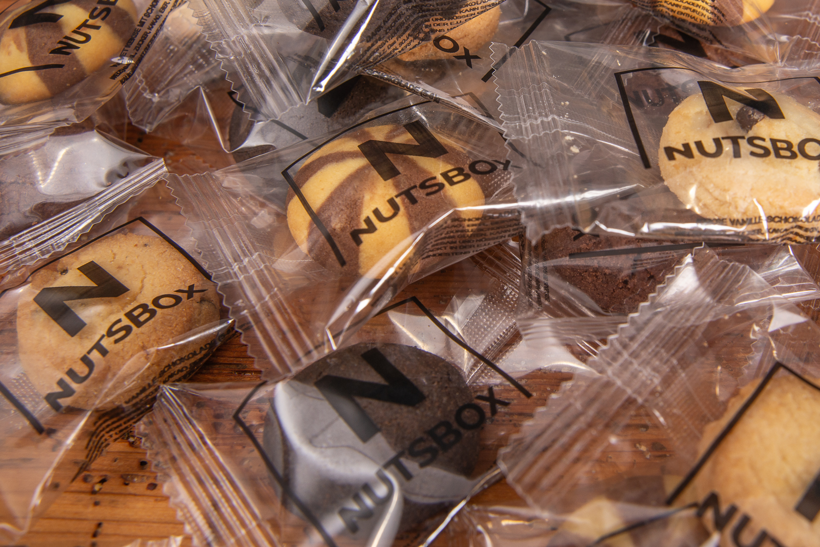 Cookies in der klar moderner Einzelverpackung mit Ihrem Logo bedruckt als Werbemittel. 