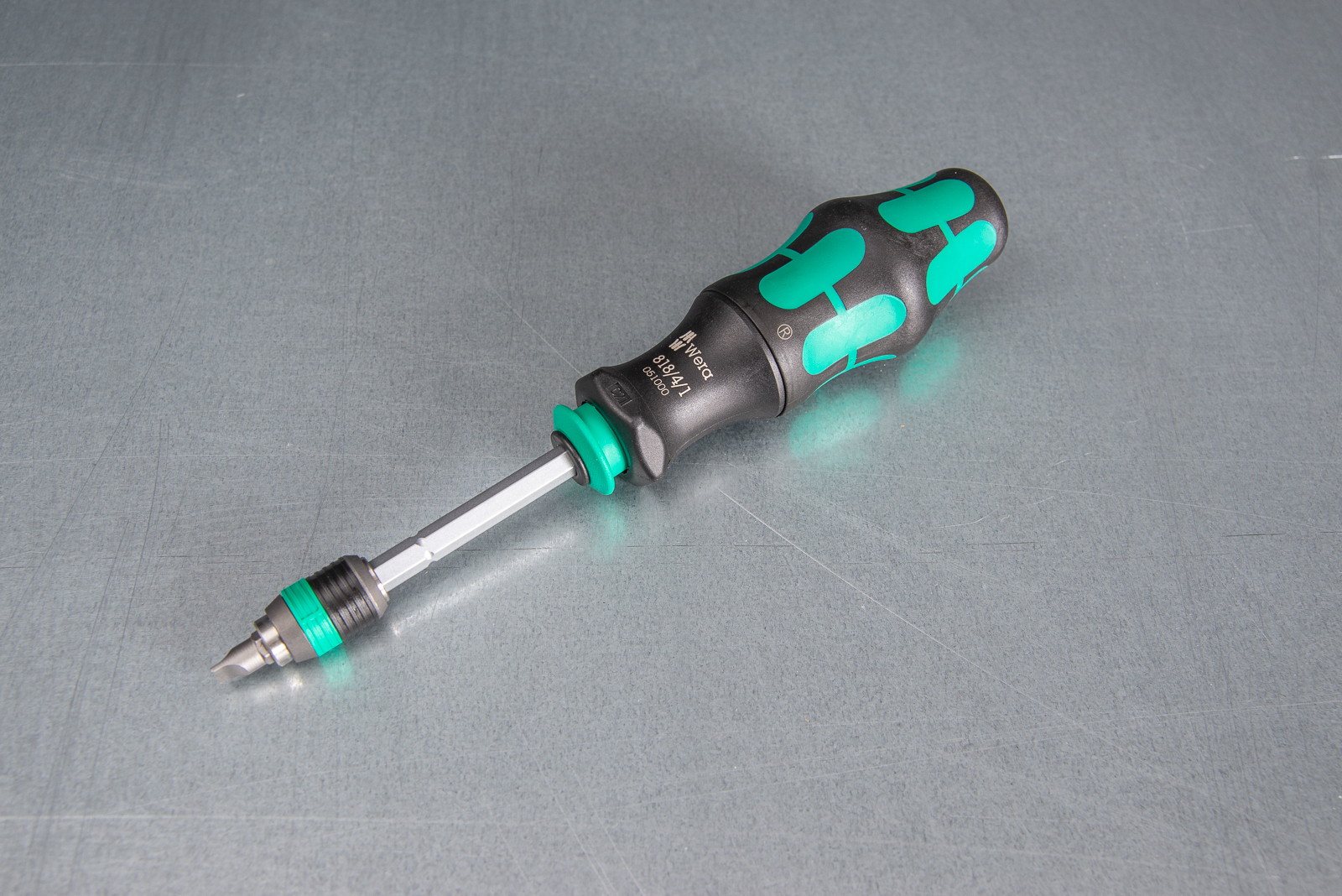 Schwarz-Gr&uuml;ner Wera Schraubenzieher mit auswechselbaren Bits im Kraftform Griff mit Ihrem Logo. 