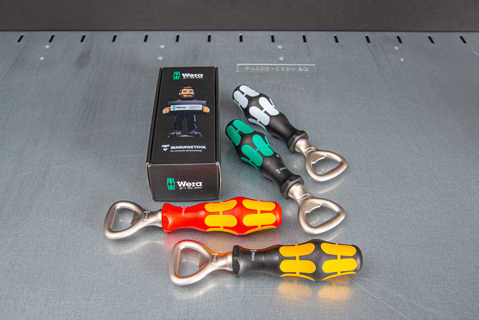 WERA Flaschen&ouml;ffner in verschiedenen Farben als Werbegeschenk.