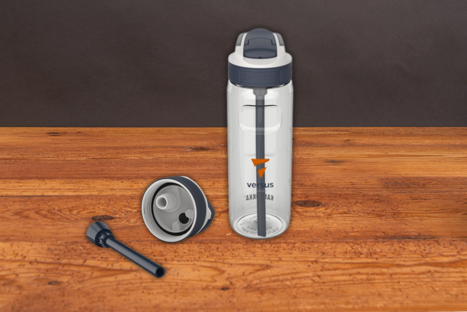 Trinkflasche Lagoon von Kambukka mit Strohhalm und 750l Volumen mit Logo bedruckt als Werbegeschenk bei Events oder Messen