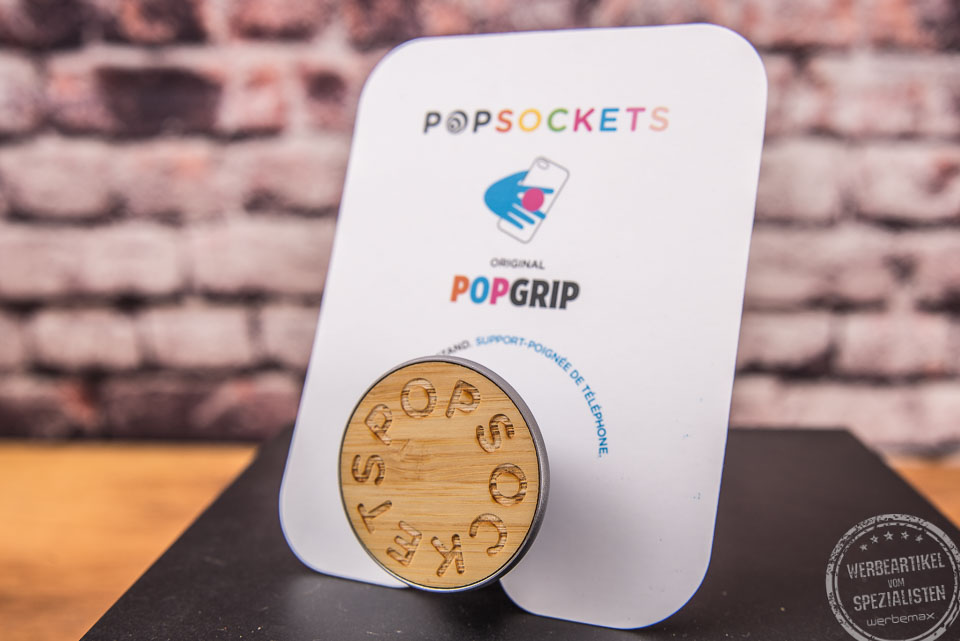 Popsocket PopGrip mit Holzeinlage &ndash; edler Handyhalter mit Logo bedrucken.