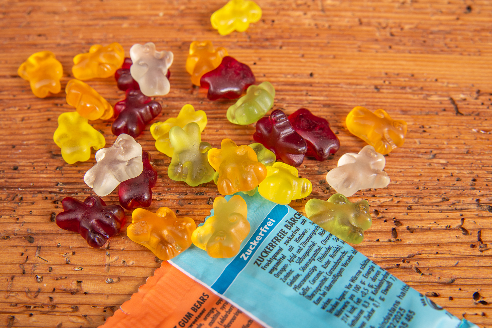 Bunte zuckerfreie Gummib&auml;rchen in verschiedenen Fruchtsorten aus einer individuell bedruckbaren 10 g Minit&uuml;te, ideal als Werbeartikel