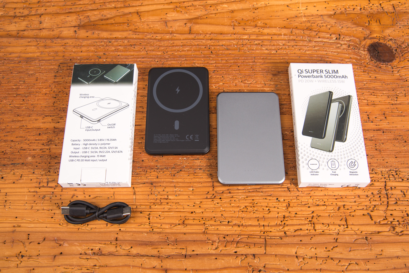 MagSafe Powerbank Set &ndash; kabellose Powerbank mit Handy, Kabel und Verpackung als Werbeartikel mit Logo.