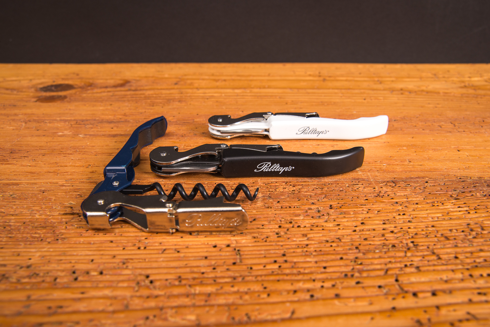 Original Pulltaps Kellnermesser in drei Farben &ndash; professioneller Korkenzieher mit Doppellift-System, ideal personalisierbar als Werbeartikel bei werbemax.