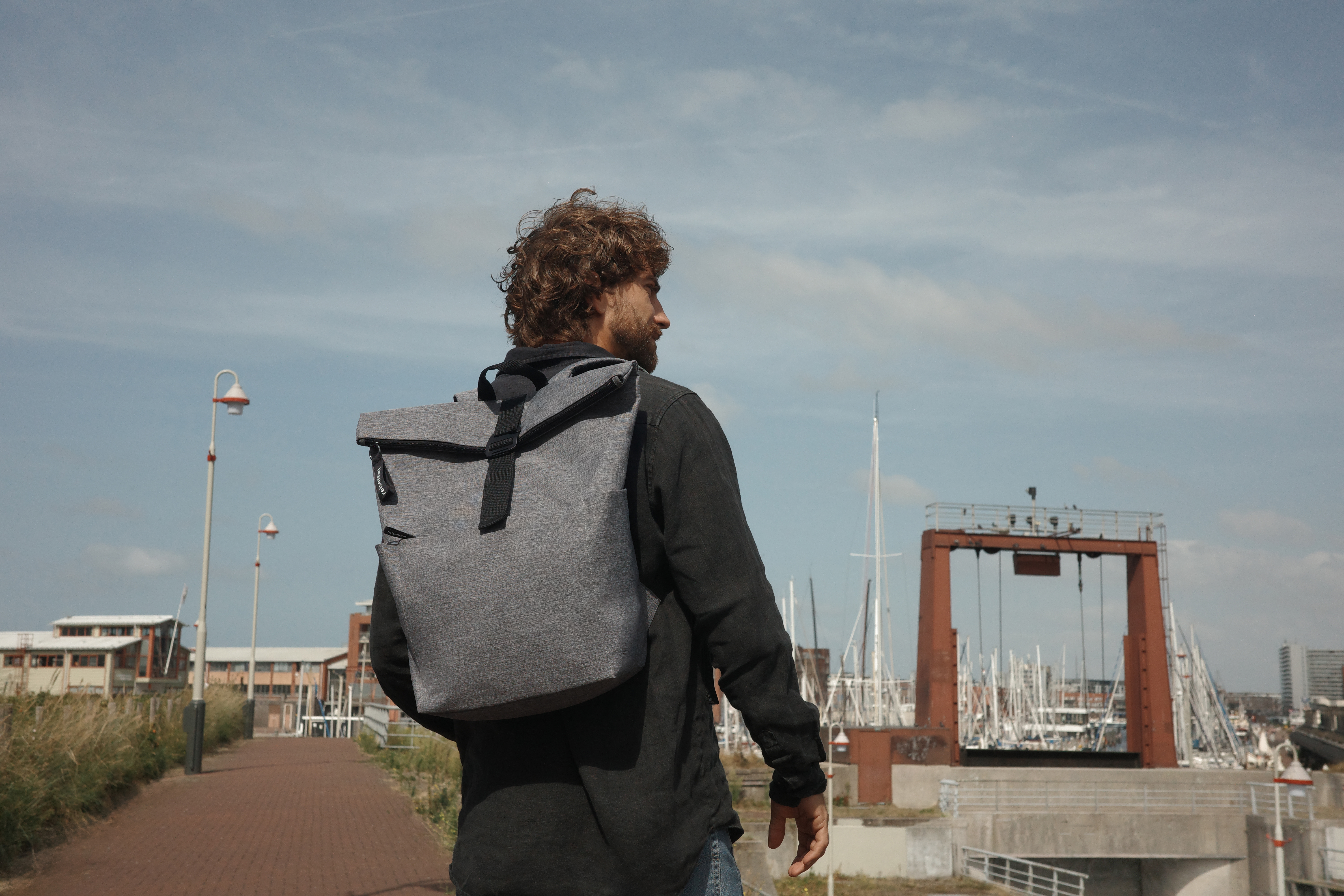 reisenthel Twist Silver Rolltop Rucksack &ndash; funktionales Mitarbeitergeschenk und exklusiver Werbeartikel f&uuml;r Unternehmen.