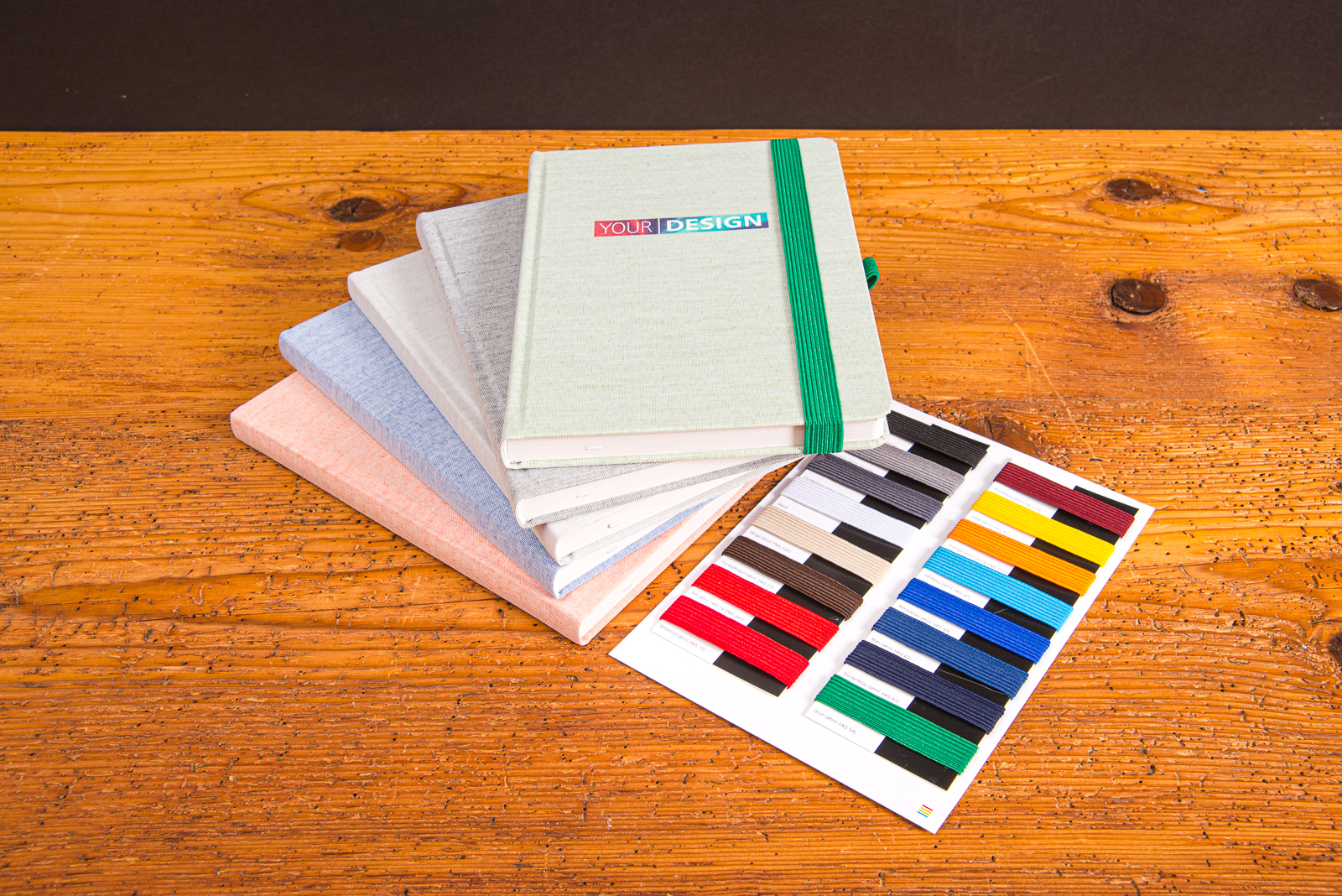 OceanBook Hardcover Notizbuch A5 mit Gummiband und Stiftschlaufe &ndash; nachhaltiger Werbeartikel von Geiger Notes.