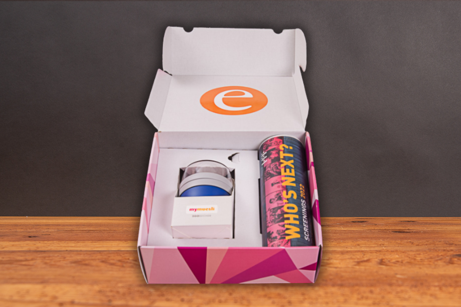 mymuesli Geschenkset mit personalisierbarer M&uuml;sli-Dose und Foodjar &ndash; nachhaltiges Mitarbeiter- und Kundengeschenk mit Bio-Qualit&auml;t