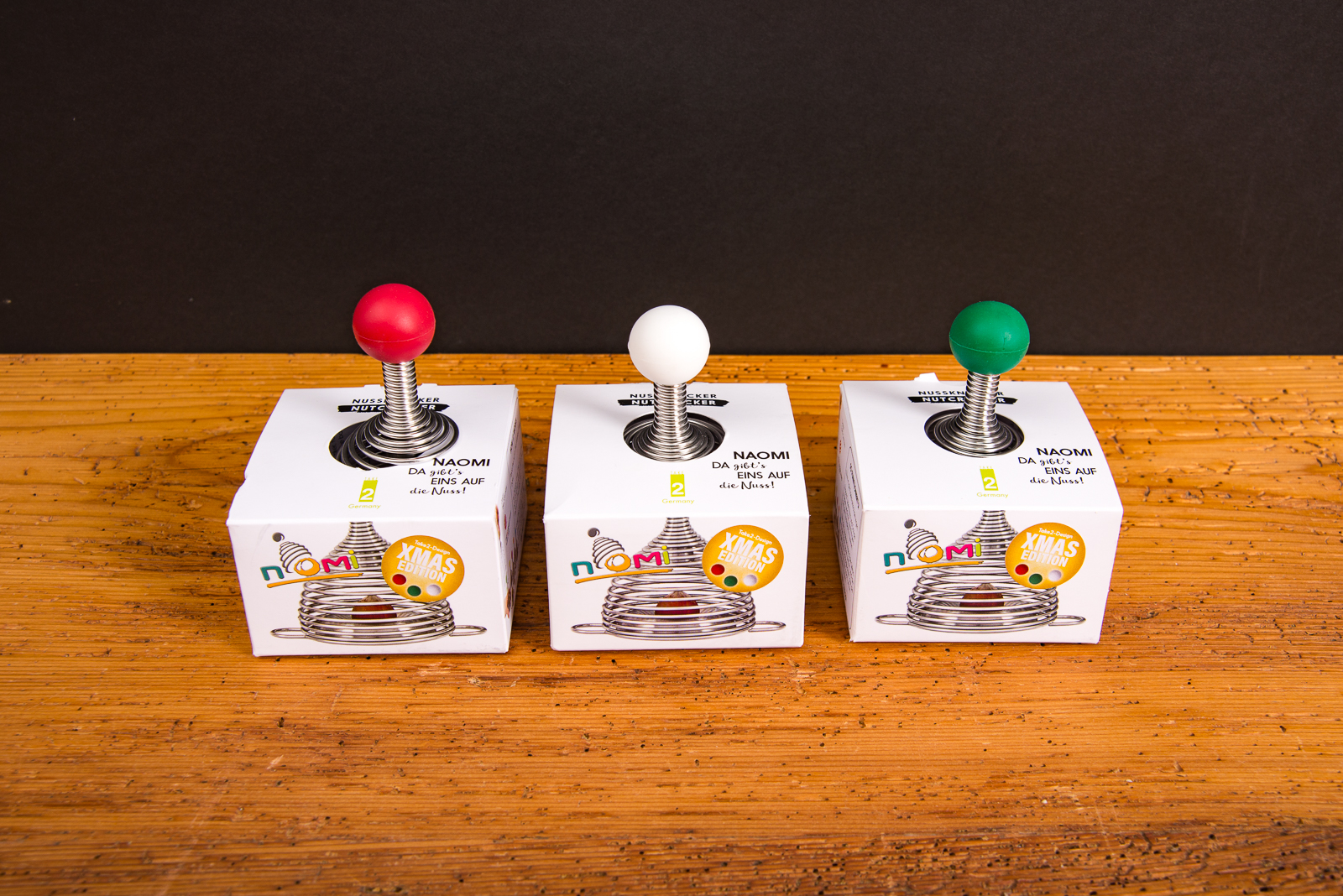 Nussknacker Naomi Weihnachtsedition von Take2 &ndash; originelles Werbegeschenk mit Logo