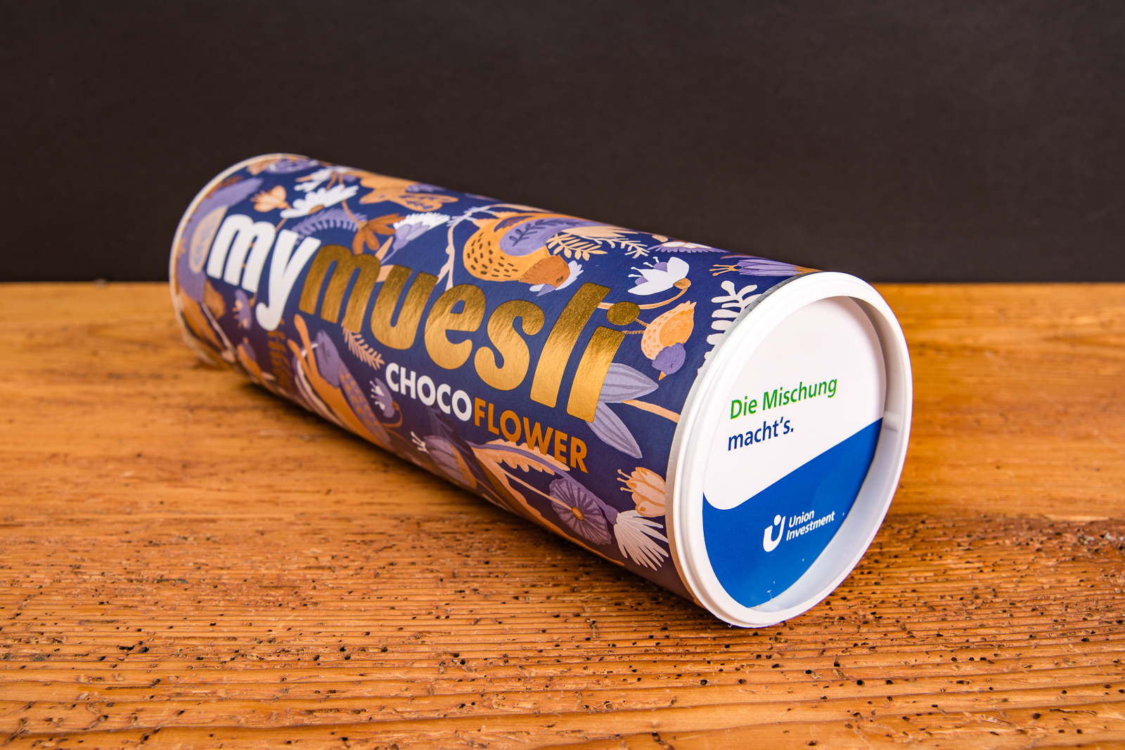 Bio-M&uuml;sli Dose von mymuesli mit Choco Flower Design &ndash; edles Werbegeschenk mit Logo.