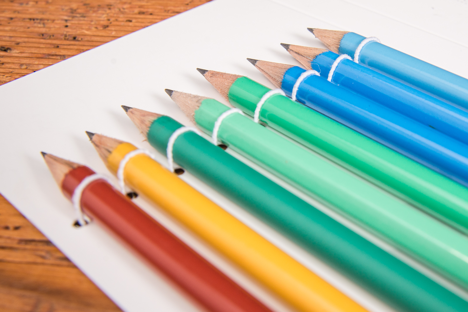 Bleistifte Werbeartikel bunt lackiert mit Logodruck, ideal als hochwertiges und farbkr&auml;ftiges Give-away.