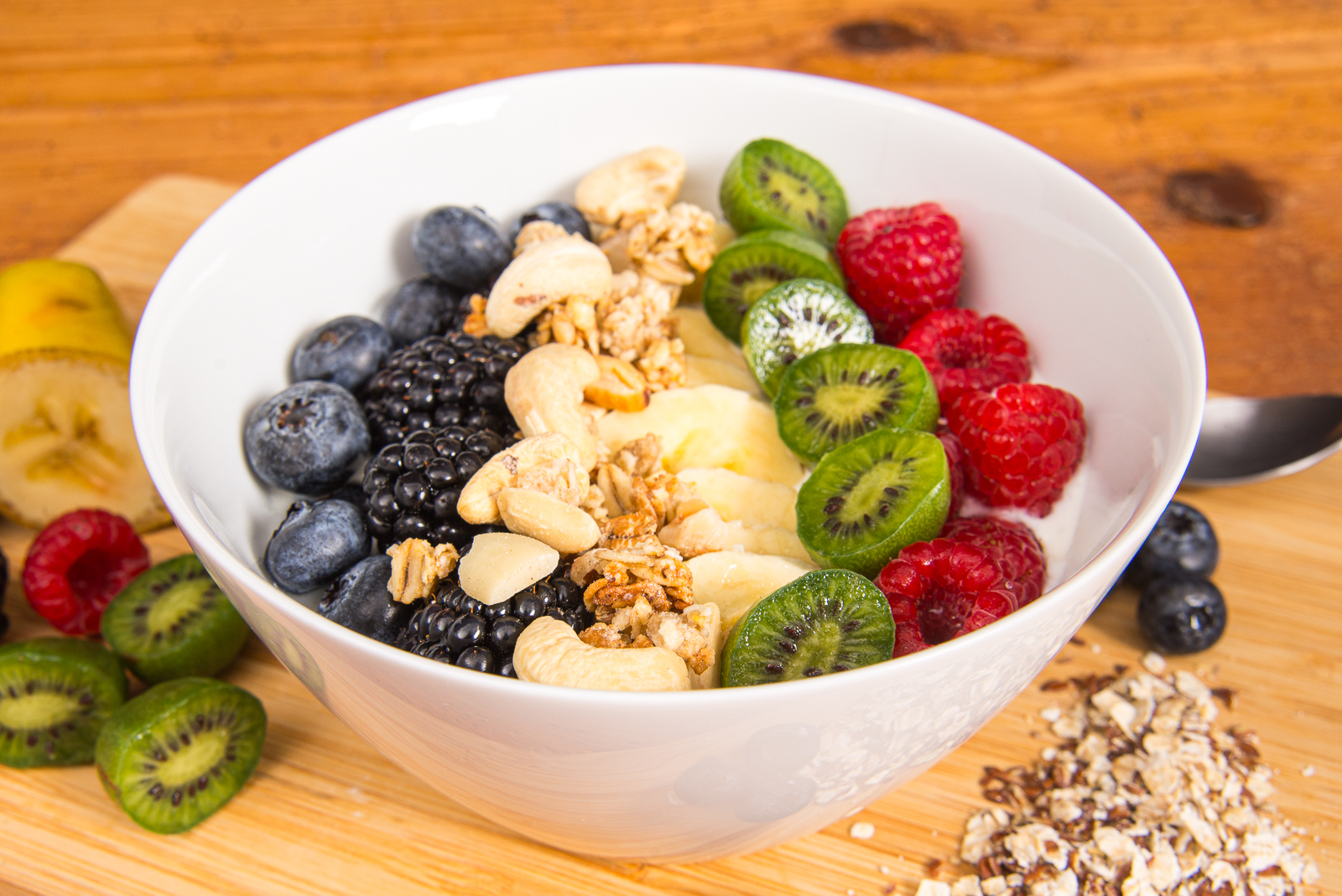 Seltmann Weiden M&uuml;slischale Lido personalisiert mit Logo &ndash; stilvolles Geschirr f&uuml;r Fr&uuml;hst&uuml;ck, Kantine oder Mitarbeitergeschenke.