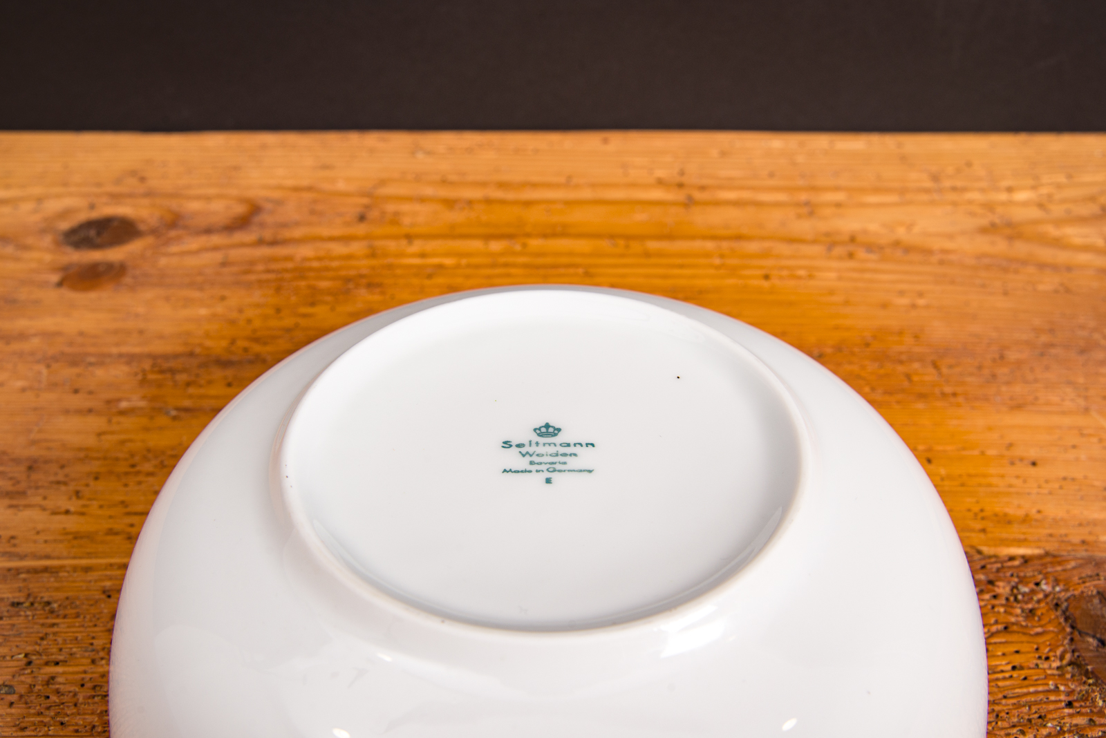 Bodenstempel der Seltmann Weiden Foodbowl Coup Fine Dining &ndash; hochwertiges Porzellan 100 % Made in Germany als Werbegeschenk mit Logo.