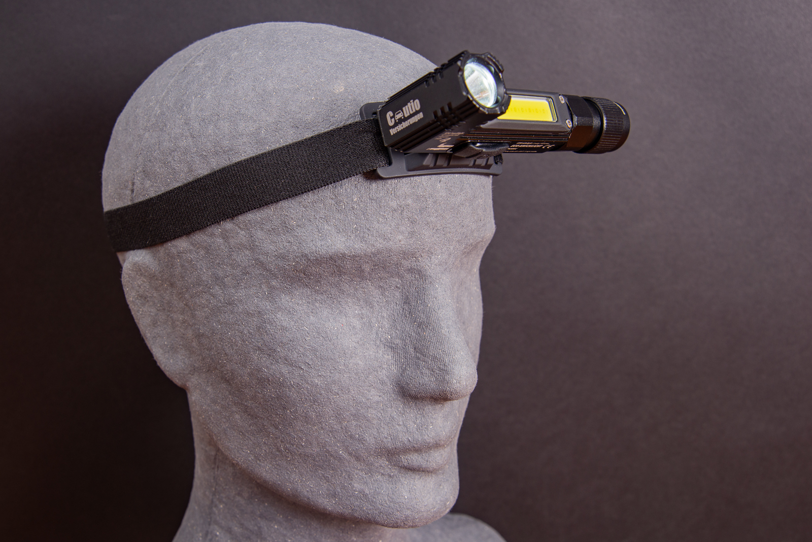 TROIKA ECO Stirnlampe mit elastischem Band &ndash; wiederaufladbare Knicklampe mit COB-LED, ideal als praktisches Werbegeschenk mit Logo f&uuml;r Outdoor und Arbeitsbeleuchtung.