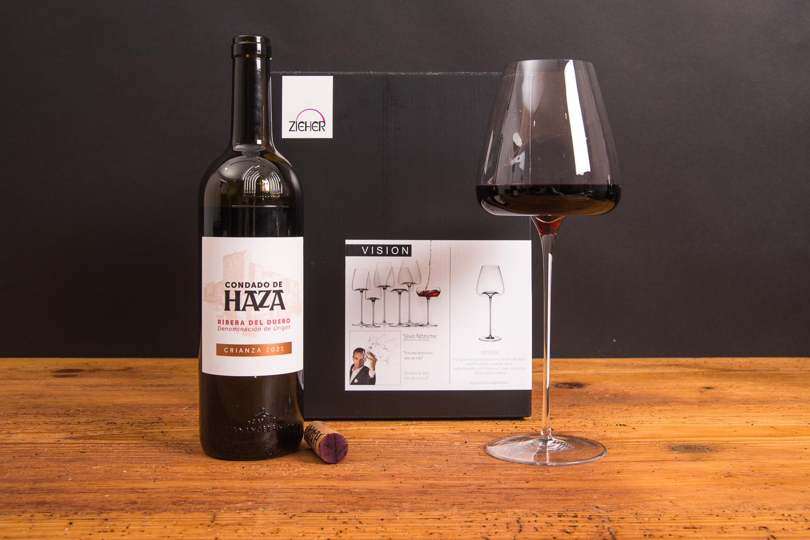 Zieher Vision Intense Weinglas mit kr&auml;ftigem Rotwein f&uuml;r vollmundige Premiumrebsorten.