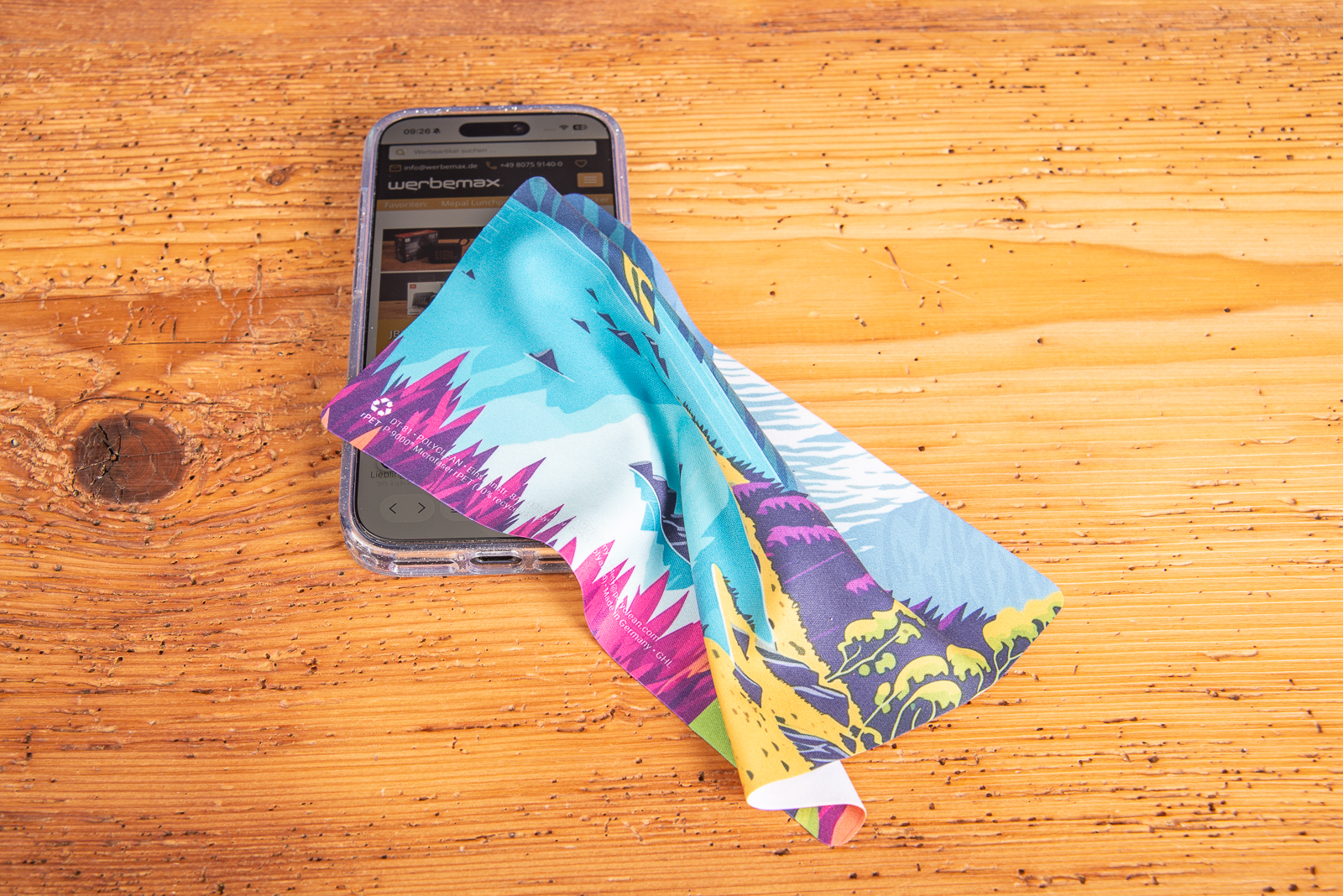 Reinigungstuch Touchscreens mit Logo reinigt Smartphone-Oberfl&auml;chen schonend und streifenfrei, farbig bedrucktes Microfasertuch.