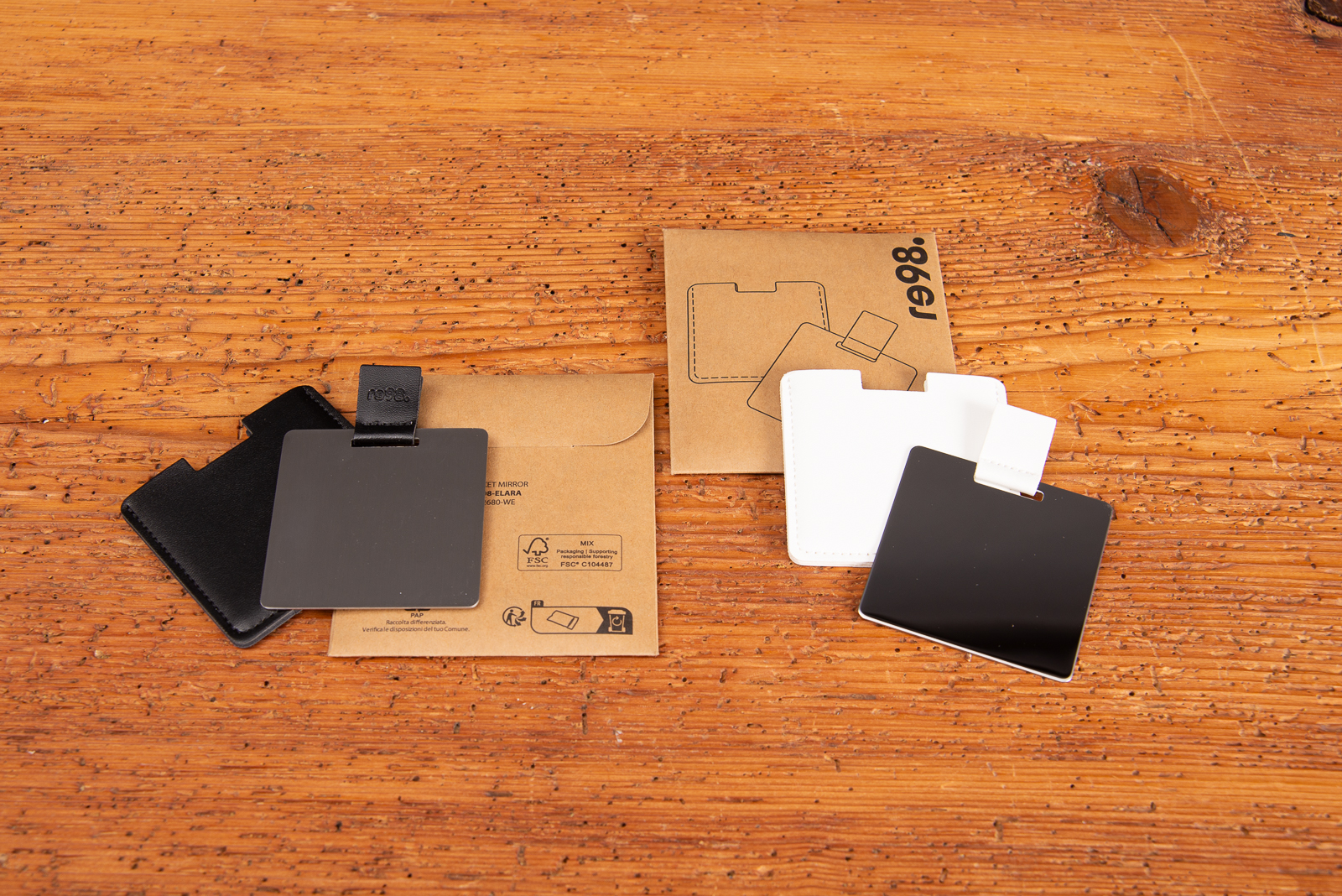 Taschenspiegel personalisiert mit Logo und H&uuml;lle, moderner Kosmetikspiegel als elegantes Werbegeschenk.