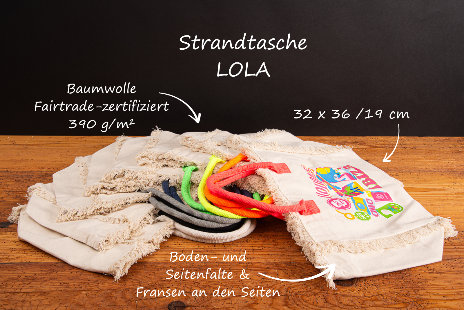Strandtasche Promotion Fairtrade &ndash; &Uuml;bersicht mit Ma&szlig;angaben, Materialinfos und Fransen an den Seiten der Badetasche