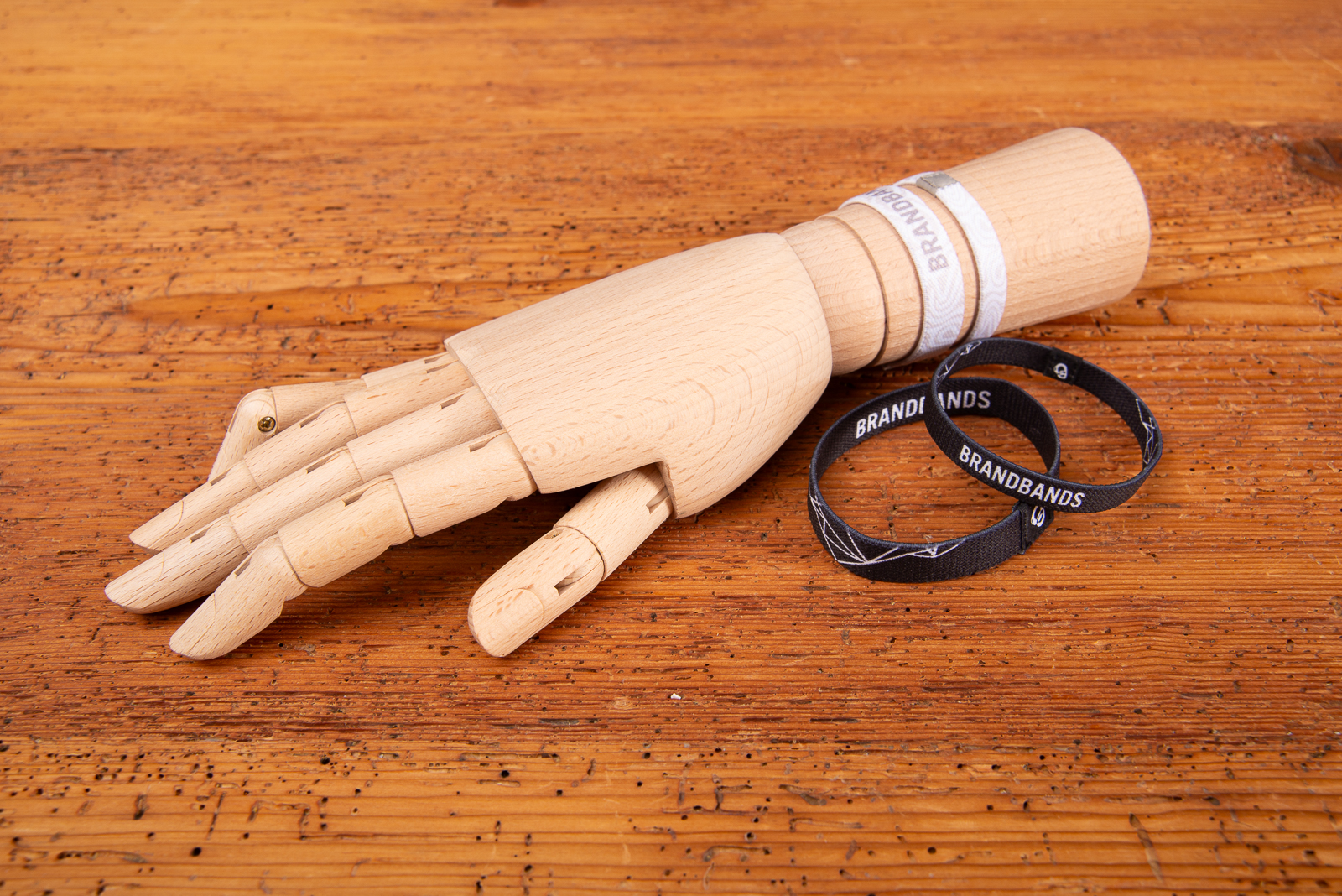 Einlassb&auml;nder bedrucken als nachhaltiges Merch Giveaway f&uuml;r Event, Konzert und Festival