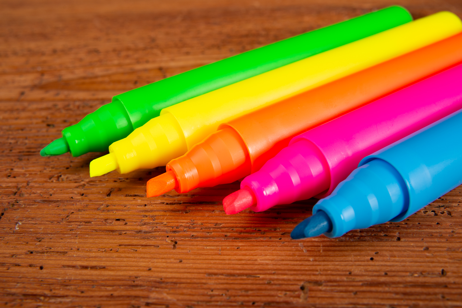 JUMBO Duft-Textmarker in Neonfarben als Werbeartikel mit Logo-Druck f&uuml;r auff&auml;llige Markenpr&auml;senz.