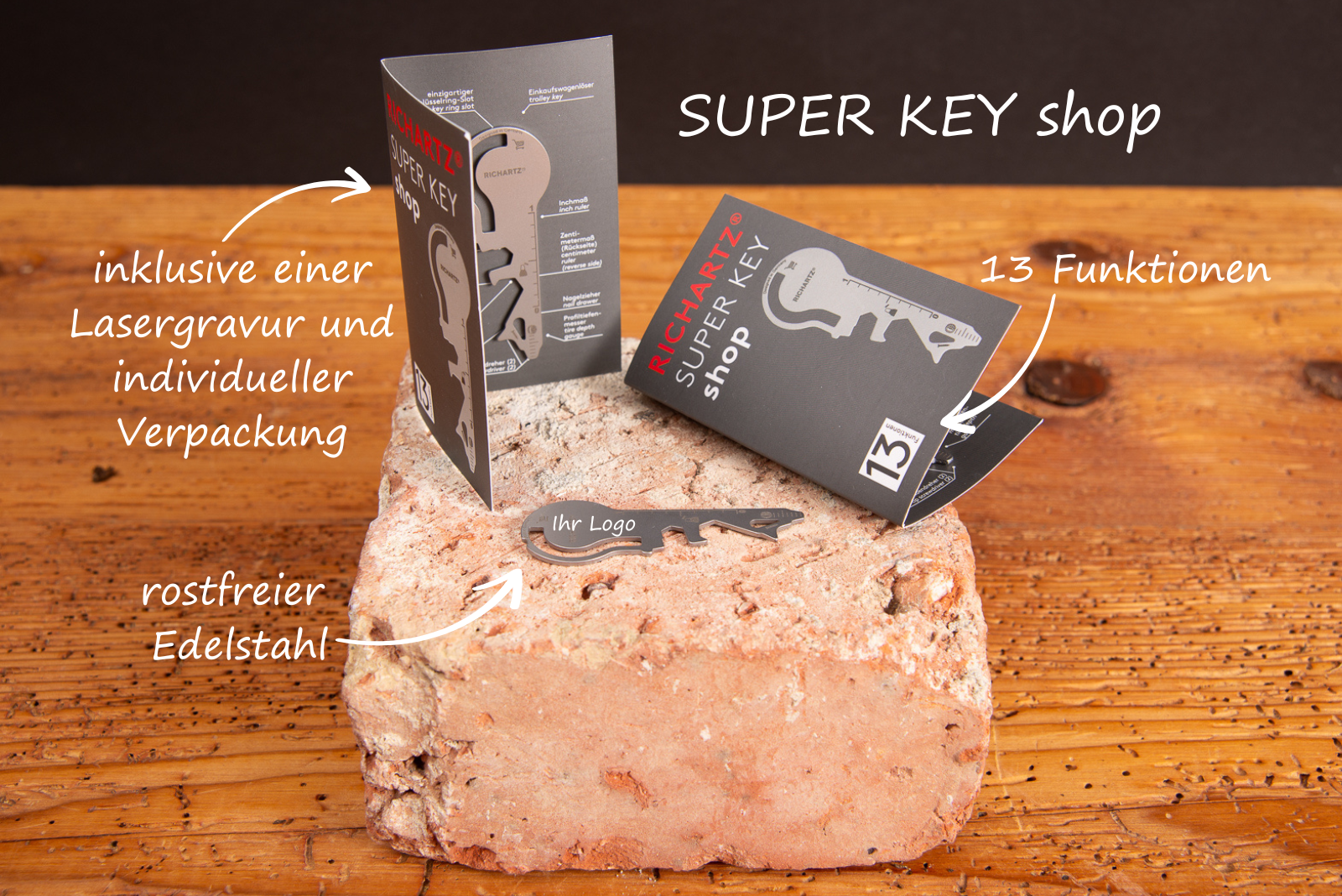 Super Key Shop von richartz als multifunktionaler Schl&uuml;sselanh&auml;nger mit Flaschen&ouml;ffner und 13 Funktionen