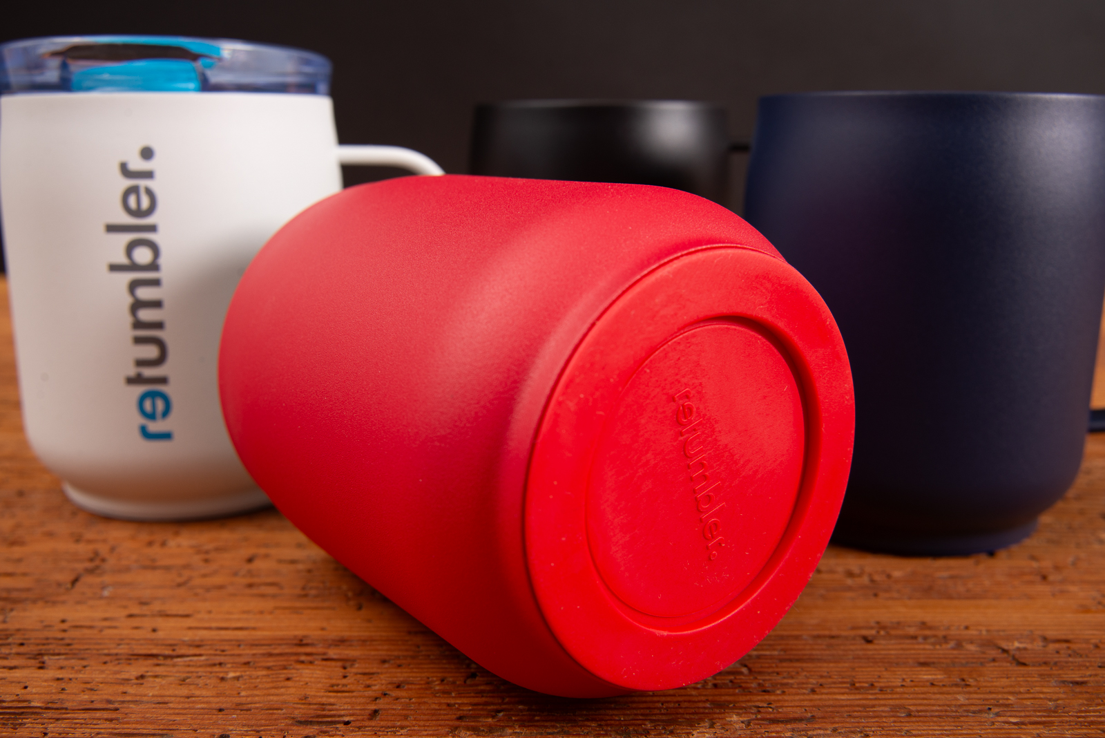 Thermobecher mit Softboden und Pulverbeschichtung personalisieren f&uuml;r den Arbeitsalltag