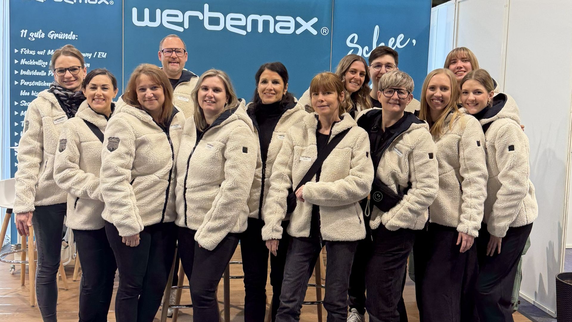 werbemax Team auf der WerbeWelt 2026 am werbemax Messestand. 
