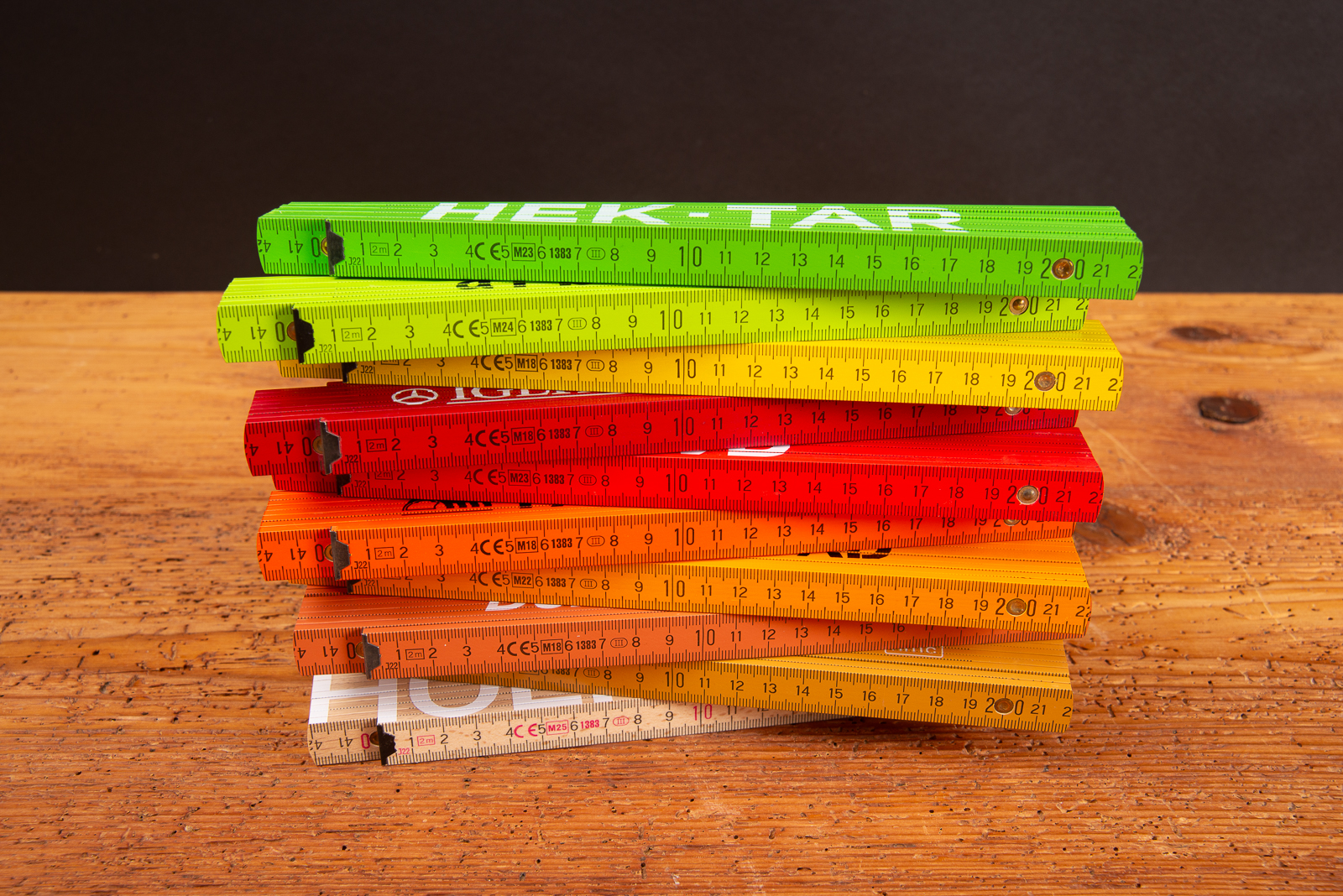 Zollstock mit Logo als Giveaway &ndash; farbige Gliederma&szlig;st&auml;be bedrucken f&uuml;r Handwerk, Bau und Industrie