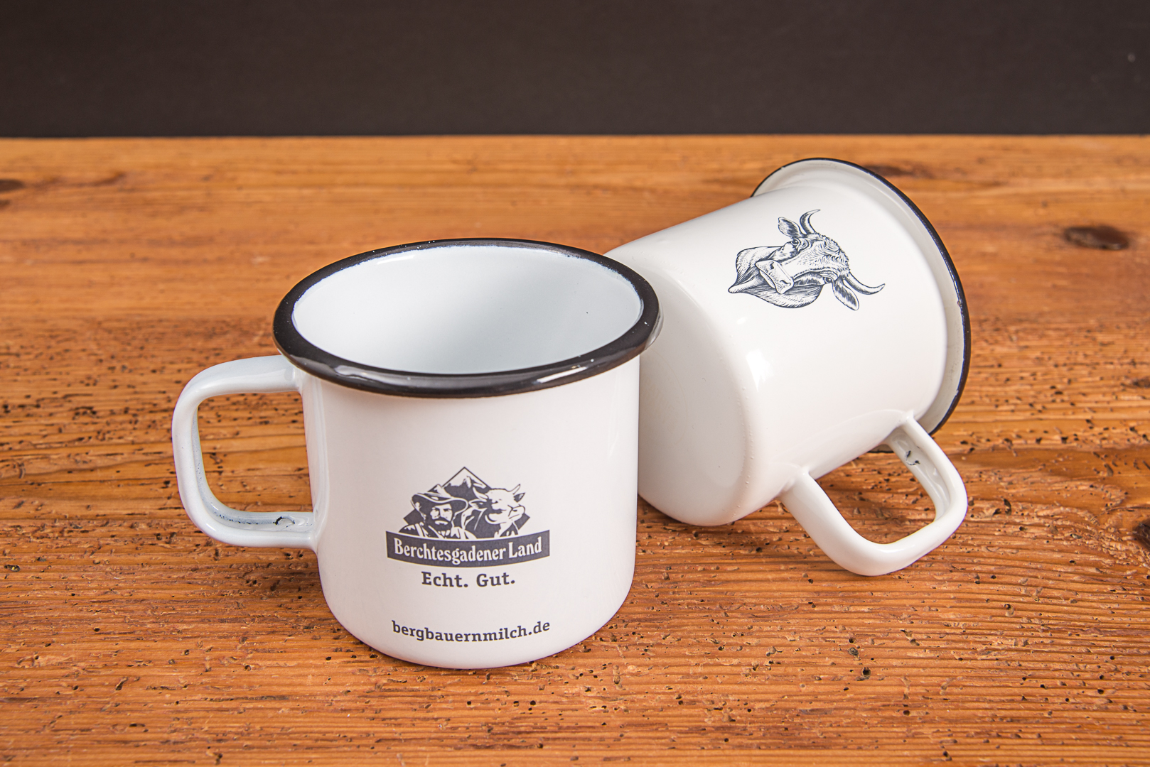 Emaille Becher mit Logo Bedruckung Berchtesgadener Land als Werbeartikel.