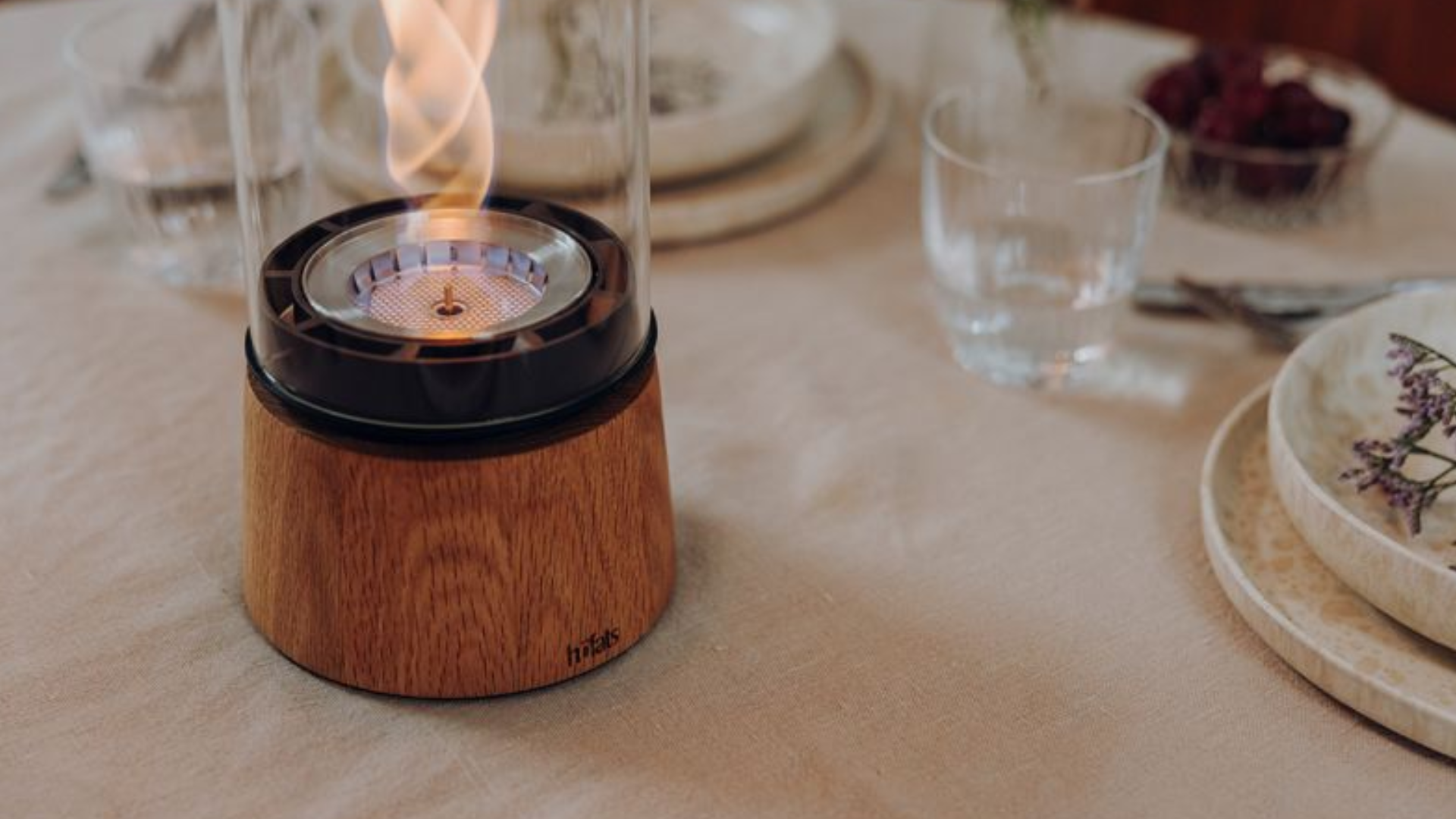 h&ouml;fats Tischfeuer SPIN air 900 Eiche als stilvolles Tischfeuer indoor mit nat&uuml;rlichem Design