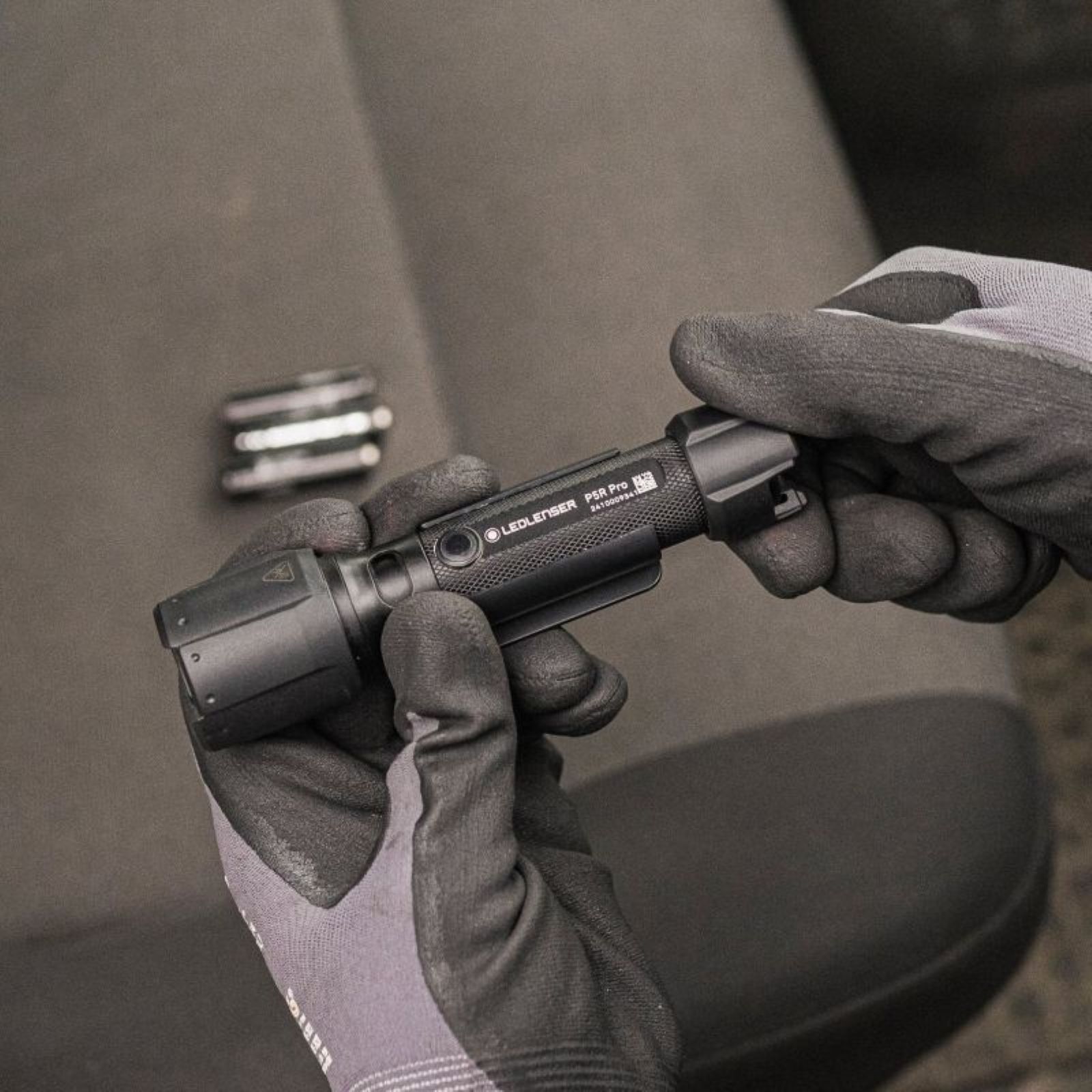 Taschenlampe LEDLenser P5R Pro als hochwertiges Mitarbeitergeschenk