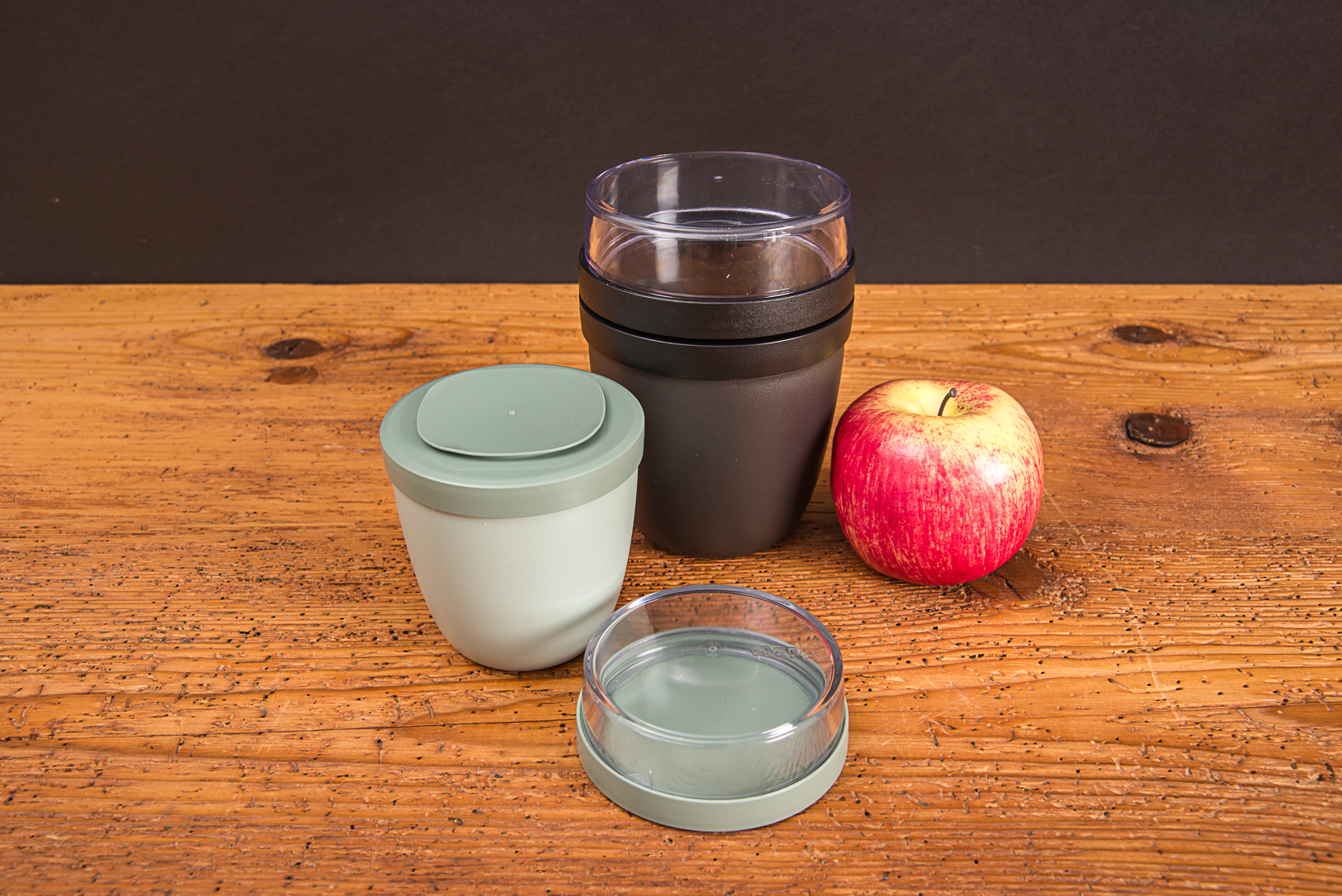 Mepal Lunchpot Ellipse in zwei Gr&ouml;&szlig;en als praktisches Set f&uuml;r M&uuml;sli, Joghurt und Snacks.