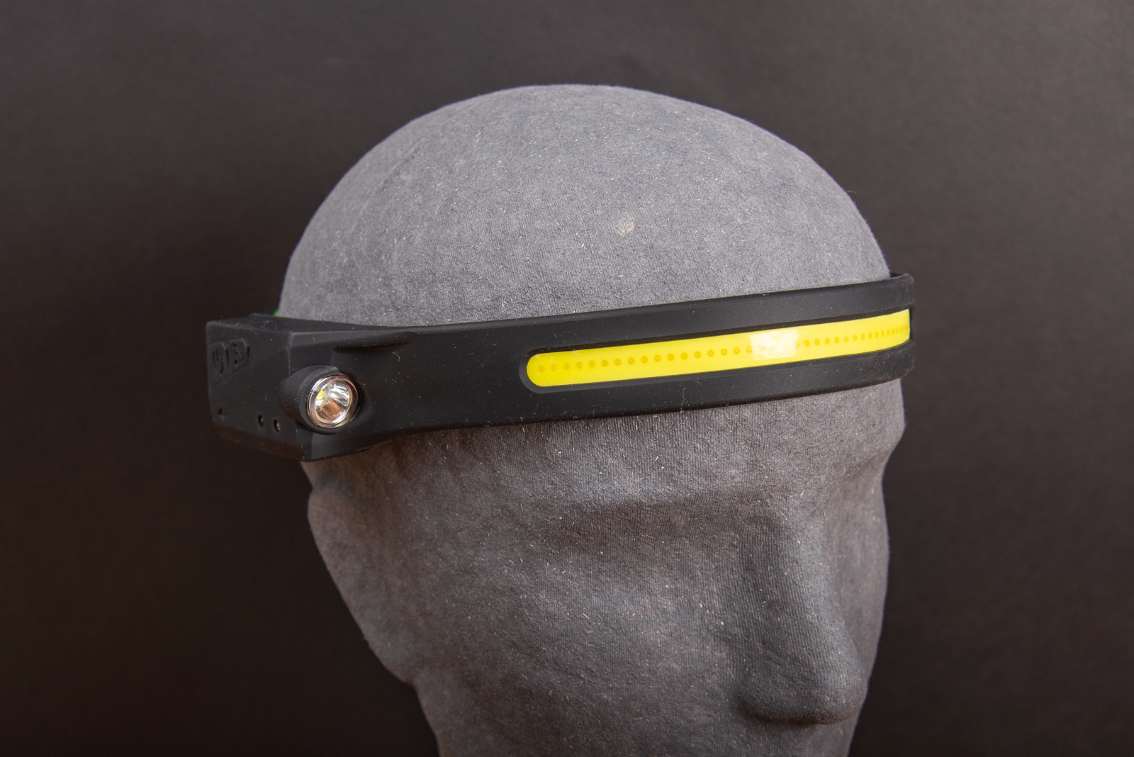 Stirnlampe mit Druck und LED Lichtband als vielseitiger Werbeartikel f&uuml;r Alltag und Outdoor