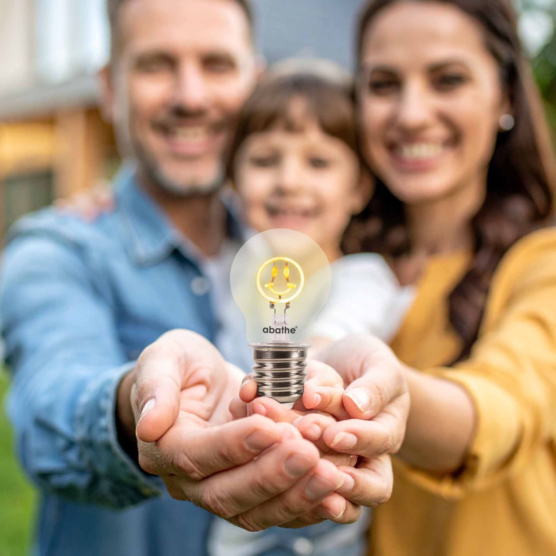 Wiederaufladbare Lampe im Gl&uuml;hbirnenlook als emotionaler Werbeartikel f&uuml;r Kunden und Mitarbeiter