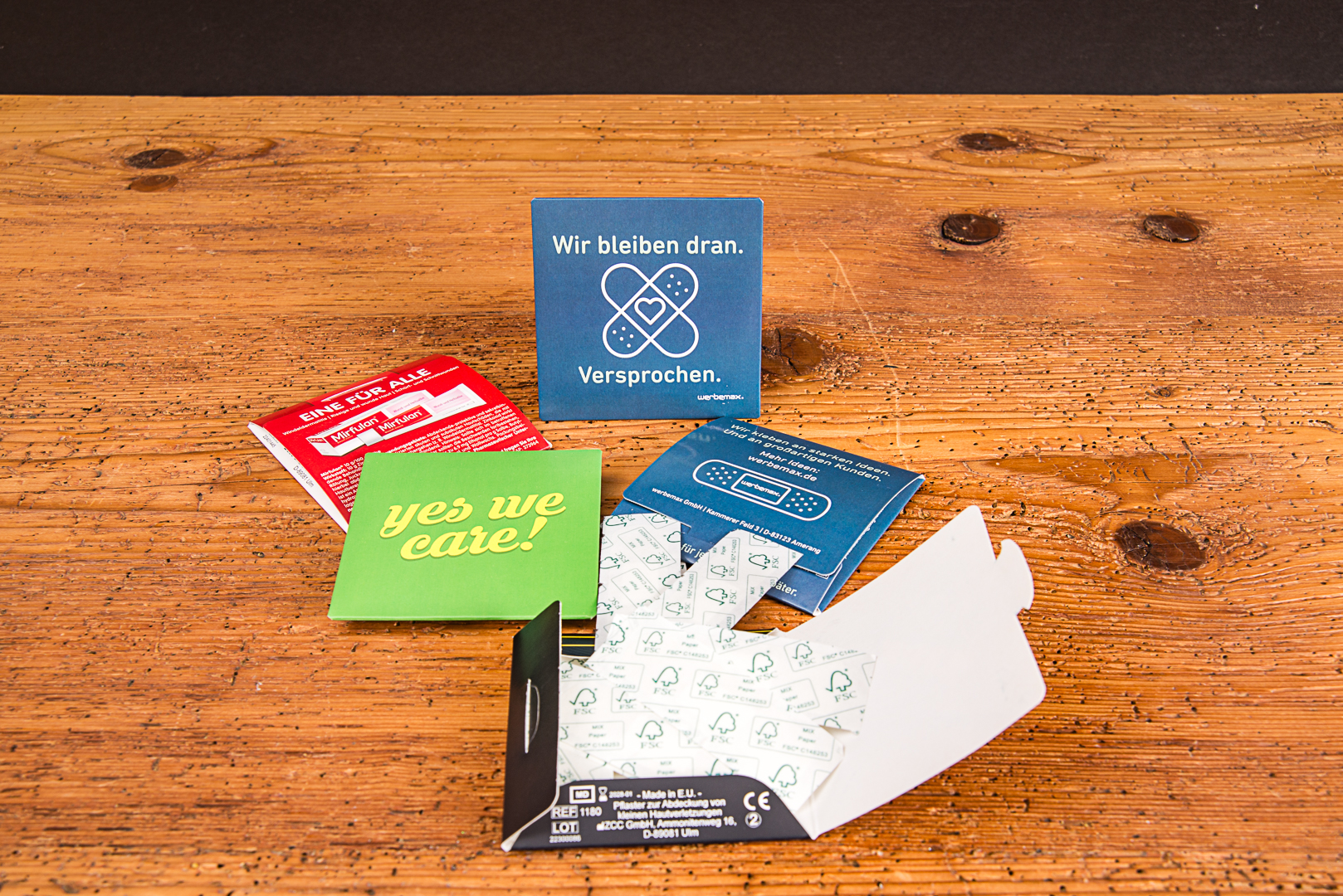 Nachhaltiges Pflasterset bedruckt mit Logo zeigt die hautfreundlichen ECO-Strips zur Wundversorgung.