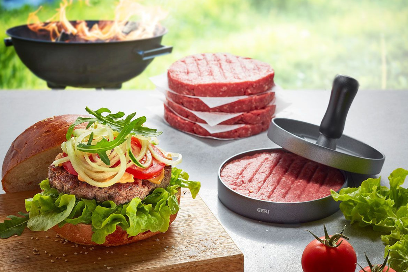 GEFU Burgerpresse f&uuml;r leckerer Hackfleischpatties als hochwertiges Mitarbergeschenk oder Kundenpr&auml;sent mit Logo.