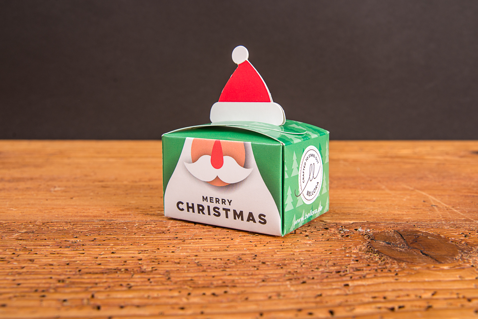 Geschenkbox mit Nikolausm&uuml;tze als weihnachtliches Give Away.