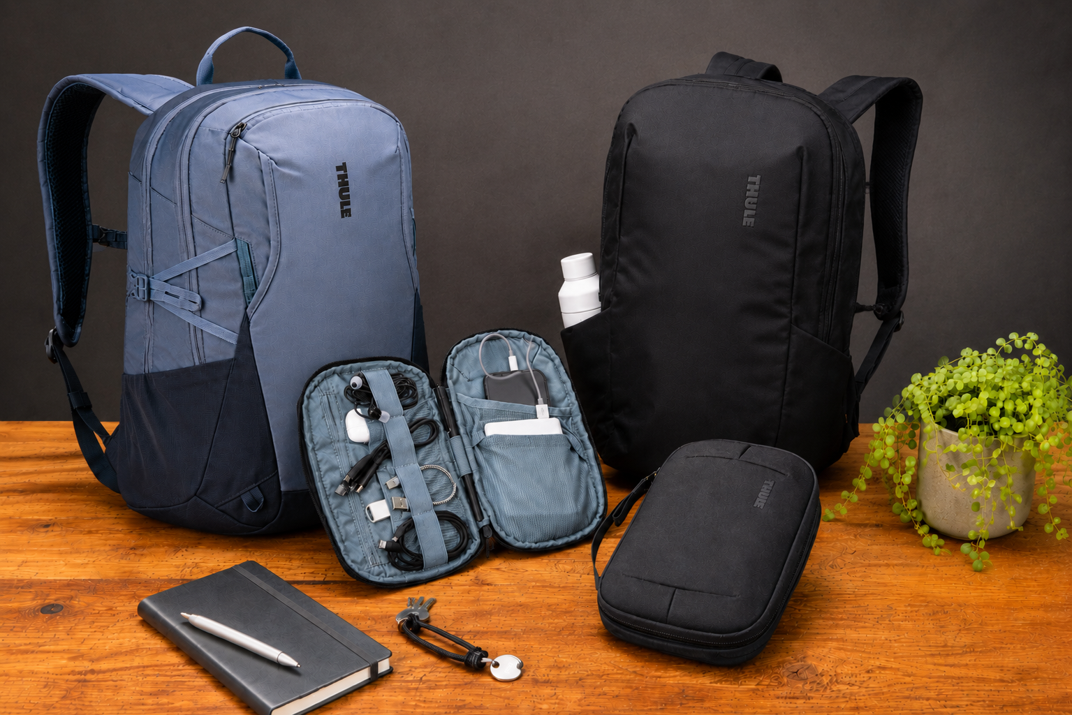 Thule Rucks&auml;cke und Organizer als hochwertige Marken-Werbeartikel f&uuml;r Mitarbeitergeschenke, Onboarding-Pakete und Kundengeschenke.
