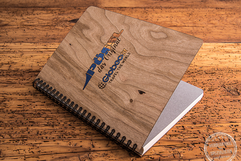 Notizbuch aus Holz