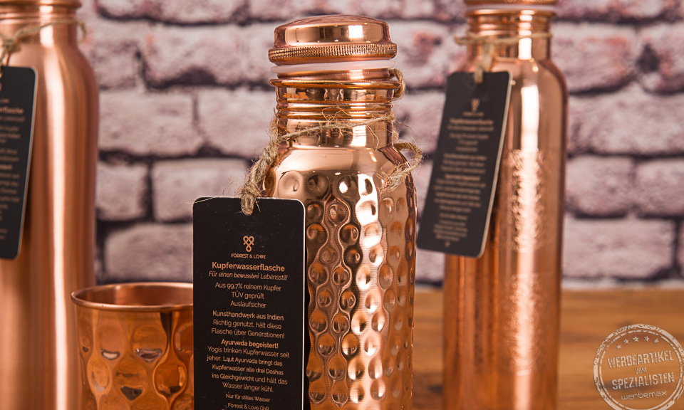 Forrest & Love Kupferwasserflasche geh&auml;mmert mit Werbeanbringung