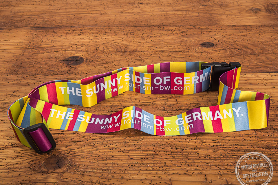 Kofferband im vollfl&auml;chigen Druck als Werbeartikel umgesetzt