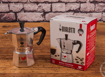 Bialetti italienischer Espressokocher mit Verpackung und Logo