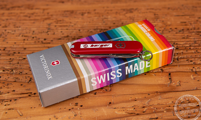 Victorinox Schweizer Taschenmesser in rot mit Logo der Firma Berger Interbational